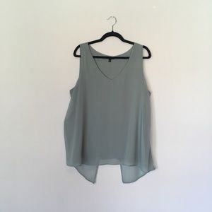 Simply Vera Vera Wang Layered V-Neck Top Size L